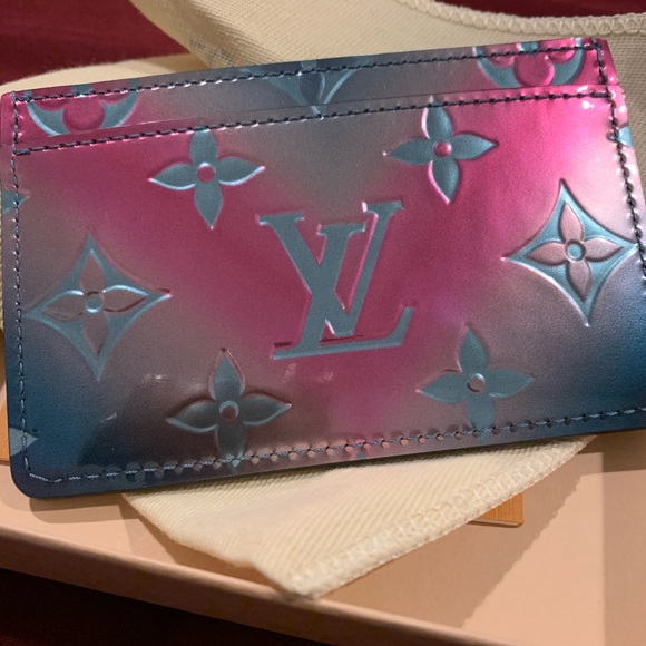 Louis Vuitton Accessories - Louis Vuitton valentine card holder brand new